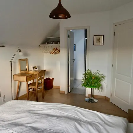 Qui Dort D'isnes Isnes